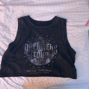 Hollister dreamers tour cropped shirt